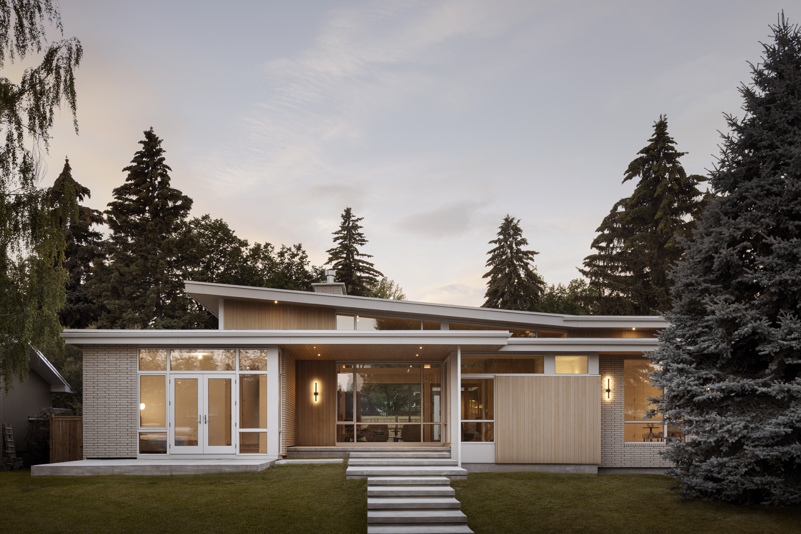 California modern ext 128