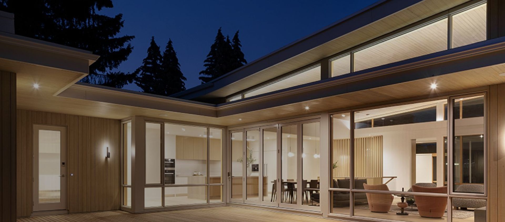 Service banner resized