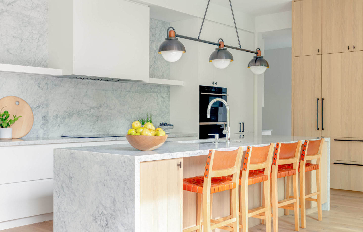 19 alloyhomes 1604riverdedge kitchen 010