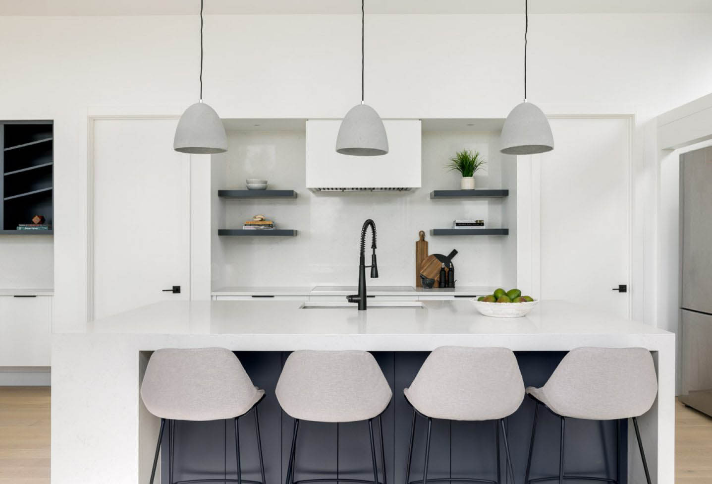 Alloy conrad cres web res 013b