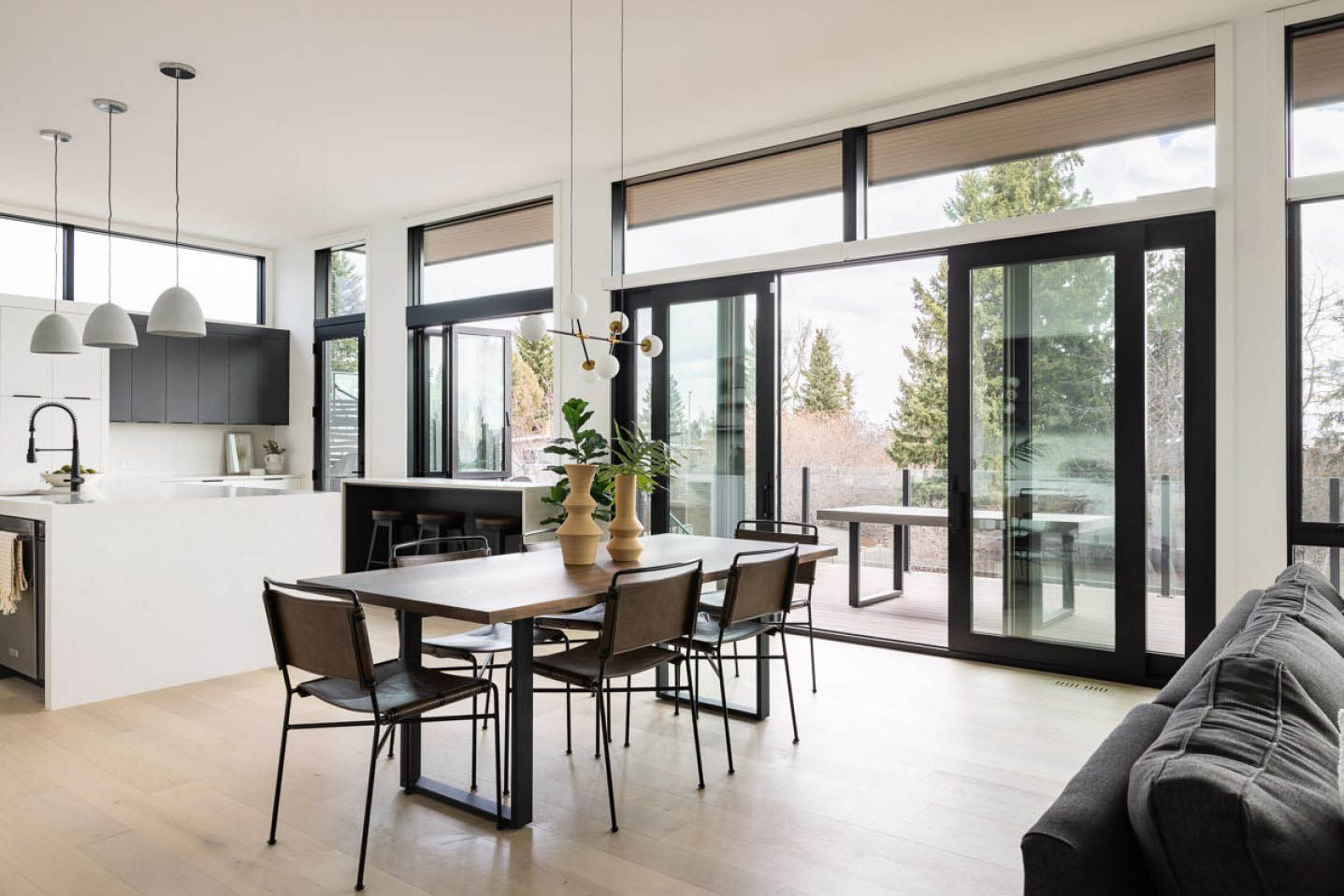 Alloy conrad cres web res 028