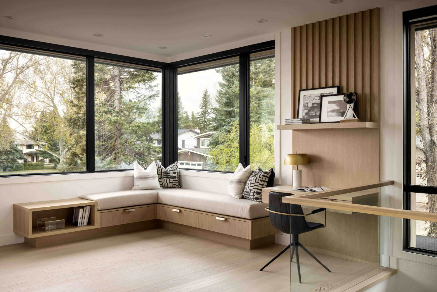 Alloy varsity estates loft