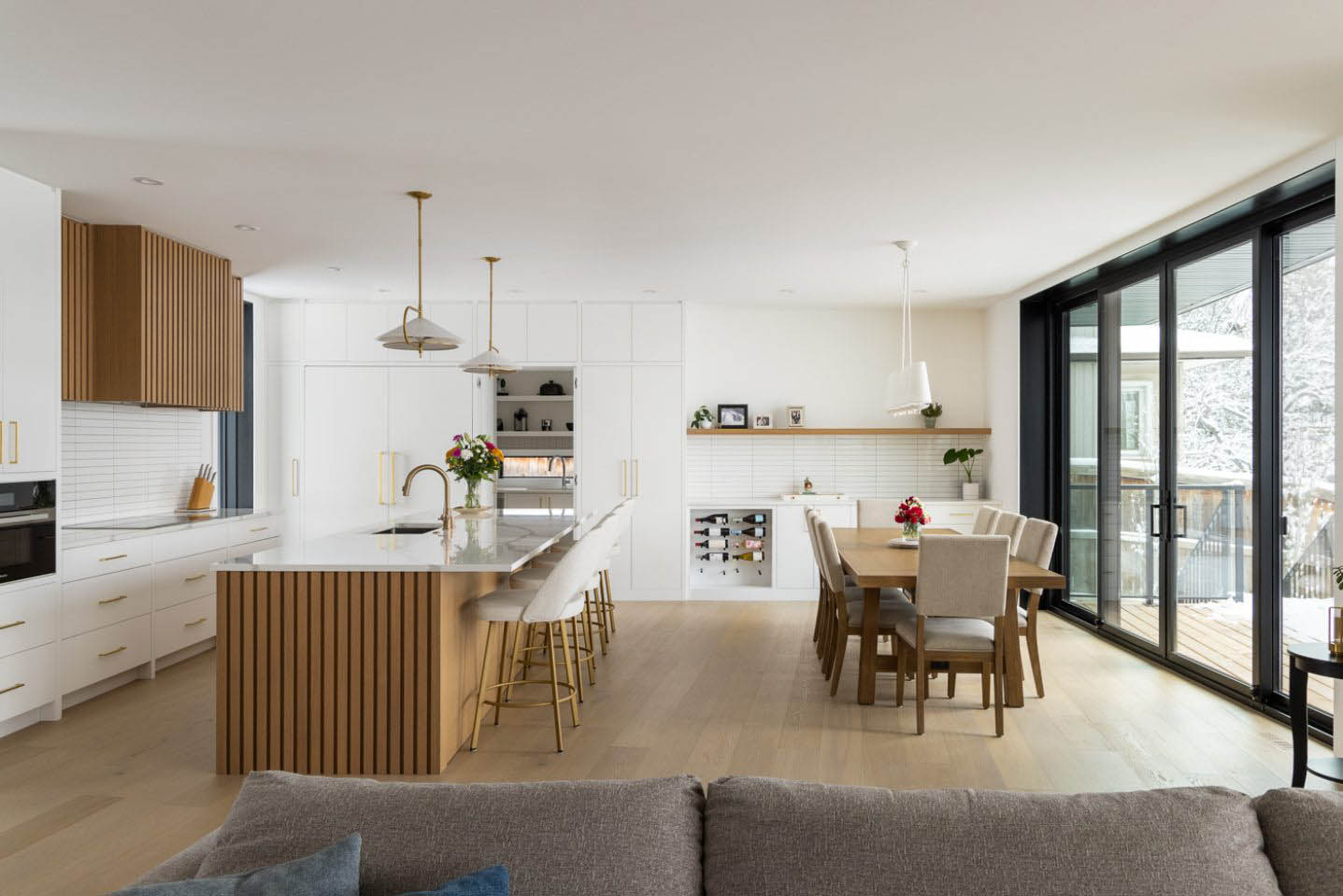 The lookout web res 015