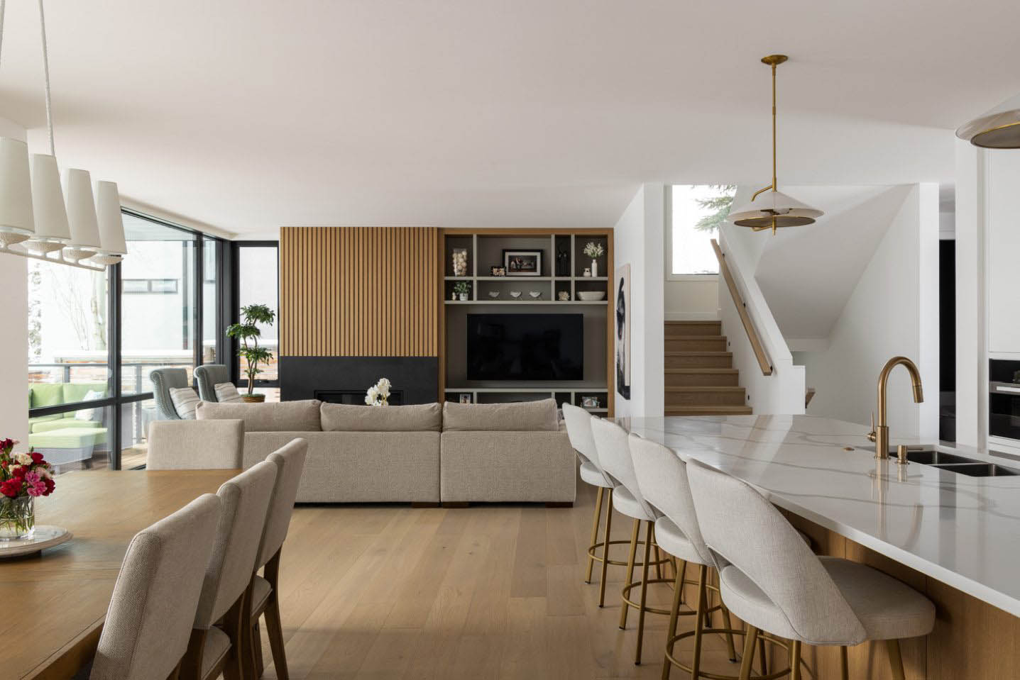 The lookout web res 017