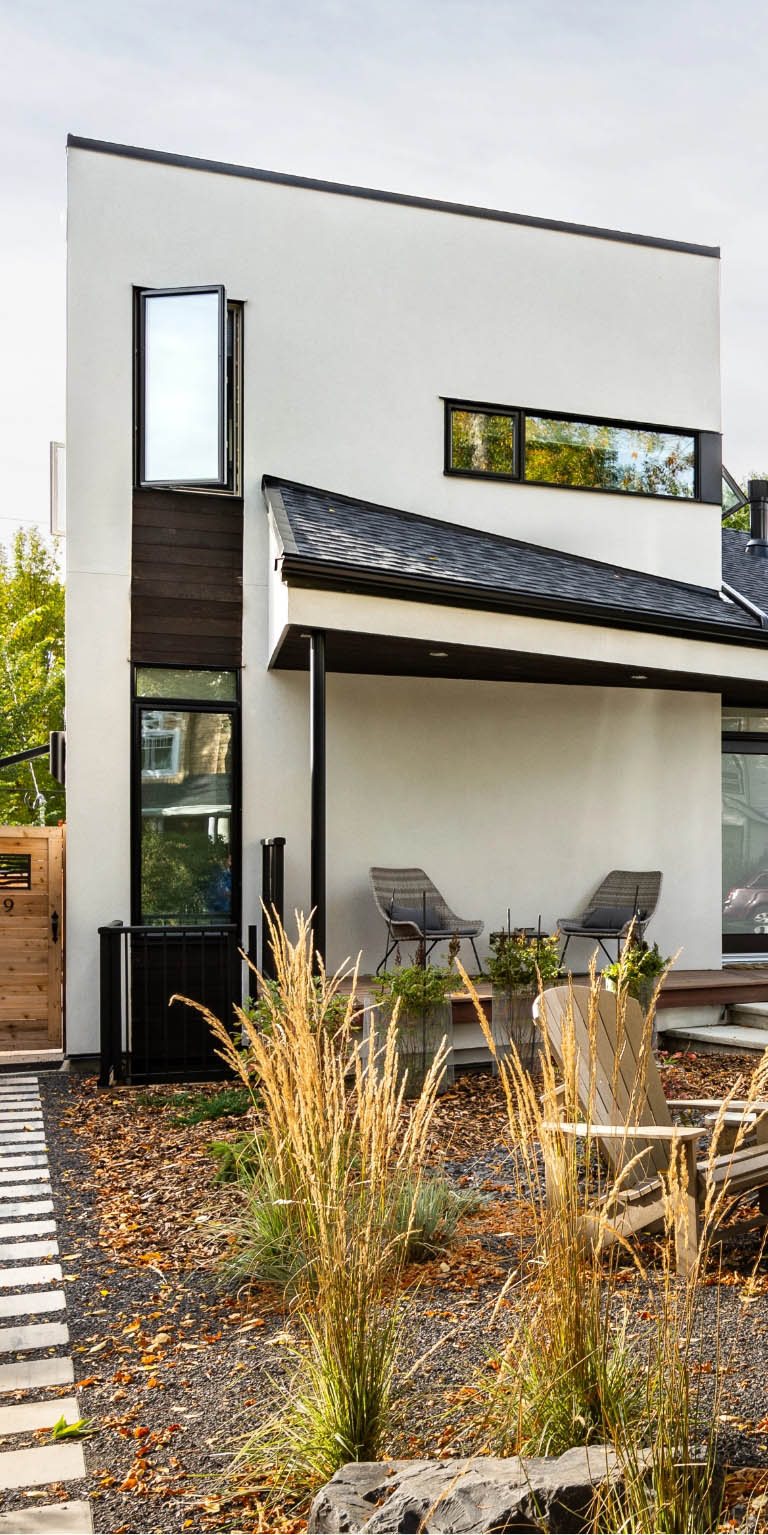 Trapezoid house banner sm